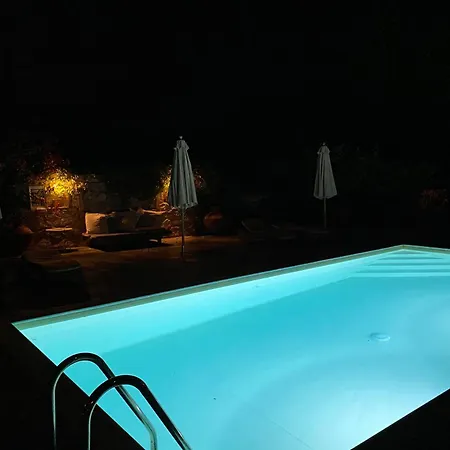 & Private Swimming Pool * Poros Town