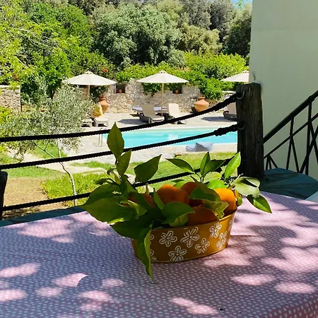 & Private Swimming Pool Country house *
